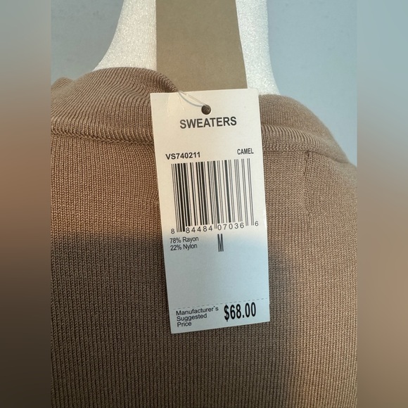 Joan Vass Cardigan With Gold Latch - Picture 3 of 4